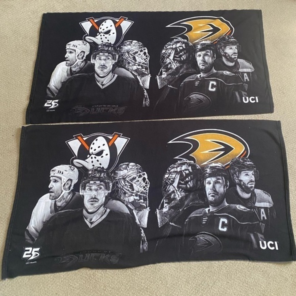 (2) Anaheim Ducks Mighty Ducks Microfiber BEACH TOWELS Getzlaf Kesler Selanne